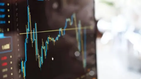 TÜİK'in açıkladığı ekonomik güven endeksi Ekimde yüzde 3,9 azalarak 97,3 oldu