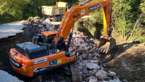 Kocaeli’de selin izleri 800 personel ve 345 araçla siliniyor