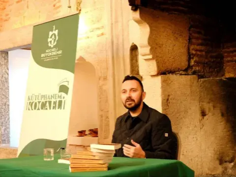 Kocaeli'den Eskişehir'e edebiyat yolculuğu! Bir kitapla şehrin izini sürdüler