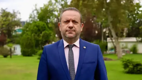 Hüseyin Öziri yönetim listesini açıkladı