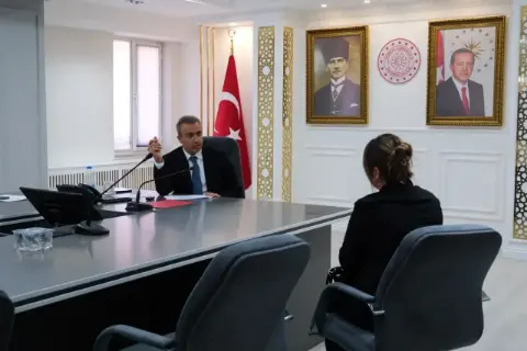 Vali Çiçek Karamanlı vatandaşlar dinledi, talimatları verdi