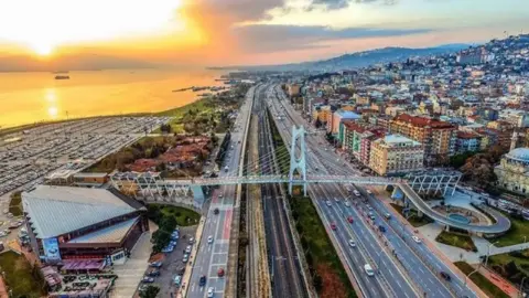 Koltuklar değil, şehir konuşulmalı
