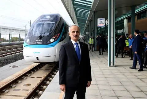 Milli hızlı tren testlerde 250 km/s gördü; sefer 2027'de başlayacak