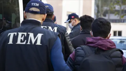 3 ilde 10 şüpheli yakalandı