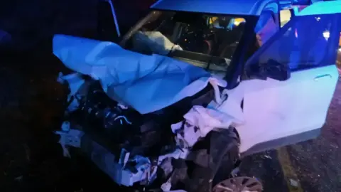 Mardin'de hafif ticari araç ile otomobil çarpıştı: 1 ölü, 3 yaralı
