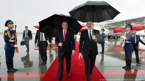 Aliyev istedi, Saral gitti: İki ülke gerilimi biter mi?