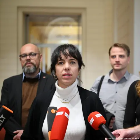 Berlin'de başbakanlığa hazırlanan Elif Eralp'e "korkak" suçlaması: Kimden, neden korkuyor?