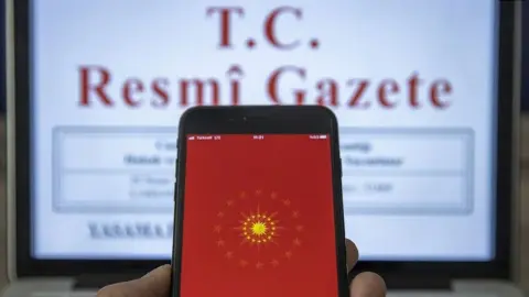 Fon skandalı sonrası merakla beklenen kanun Resmi Gazete'de yayımlandı