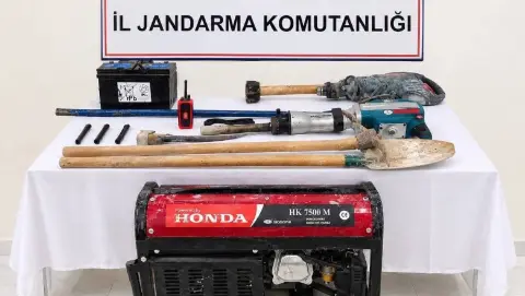 Define arayan 12 kişi suçüstü yakalandı