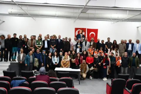 Dağcılık efsanesi Tunç Fındık, BOZDAK’ın konuğu olarak Kırıkkale’deydi