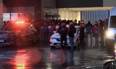 Bakırköy Belediyesi'ne Operasyon: 57 Kişi Gözaltına Alındı