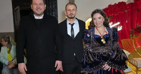 Başkan Talay Poyralı Köyündeki Düğün Törenine Katıldı