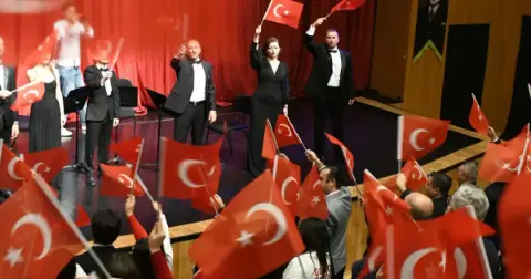 Lüleburgaz'da Cumhuriyet Bayramı Devlet Opera ve Balesi Konseriyle Kutlandı