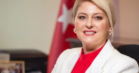 Özlem Becan'dan Cumhuriyet Mesajı: “En Güçlü Teminatımız”