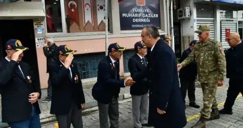 Tekirdağ Valisi Soytürk ve 5. Kolordu Komutanı Ala Gazileri Ziyaret Etti