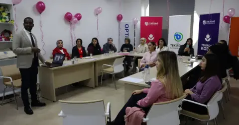 Tekirdağ'da Meme Kanseri Farkındalık Etkinliği Düzenlendi