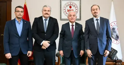 Vali Turan’dan Yeni İl Müdürü Hatip’e Tebrik