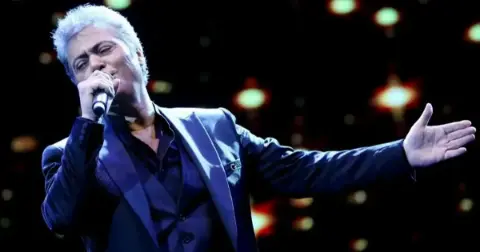 Kırklareli'nde Sanatçı Cengiz Kurtoğlu Konser Verecek
