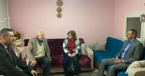 Özderin’den Kaynarca’da Hane Ziyaretleri