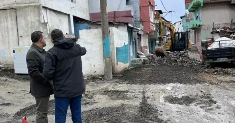 Süleymanpaşa'da Aydoğdu Mahallesi'ndeki Yol Yenileme Çalışmaları İncelendi