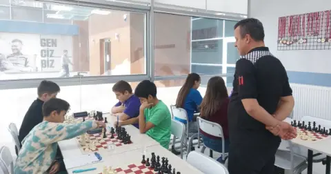 Edirne’de Yıldız Satranççılar İl Birinciliği İçin Hamle Yaptı