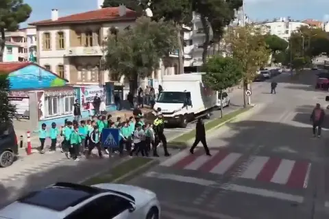 Çanakkale'de Okul Çevrelerinde Güvenlik Denetimleri Sıkılaştırıldı