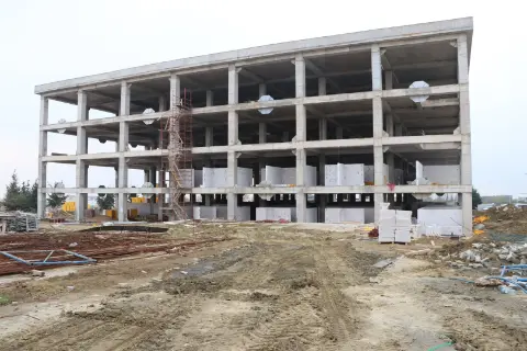 Tekirdağ'da Depremde Hizmeti Sürdürecek Hastane İçin Yeni Sistem Kullanılıyor