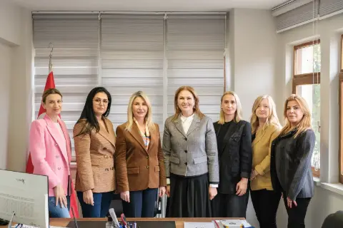 AK Parti Edirne İl Başkanı İba'dan Şehir Gönüllüleri Vakfına Ziyaret