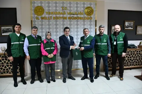 Yeşilay Tekirdağ Şube Başkanı Erdoğan, İl Milli Eğitim Müdürü Yeniyol'u ziyaret etti