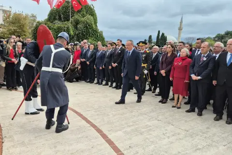 Taksim’de Cumhuriyet Bayramı öncesi tören düzenlendi