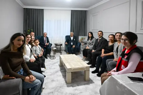 Vali Turan'dan Kıbrıs Gazisi Behzat Kök'e Ziyaret