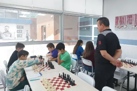 Edirne’de Yıldız Satranççılar İl Birinciliği İçin Hamle Yaptı