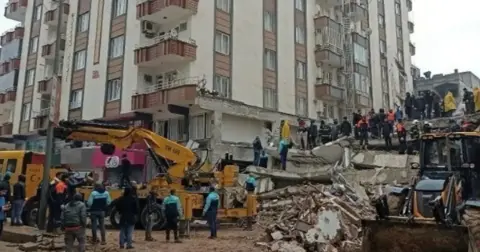 51 kişiye mezar olan Furkan Apartmanı davası ikinci kez bozuldu