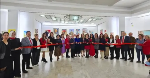 “Renklerin İzinde Cumhuriyet Sergisi” kapılarını açtı