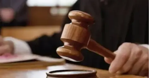 Yargıtay, minibüs değnekçilerini üzdü