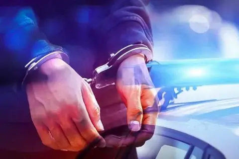 DEAŞ bağlantılı 12 şüpheli İstanbul'da düzenlenen operasyonla yakalandı
