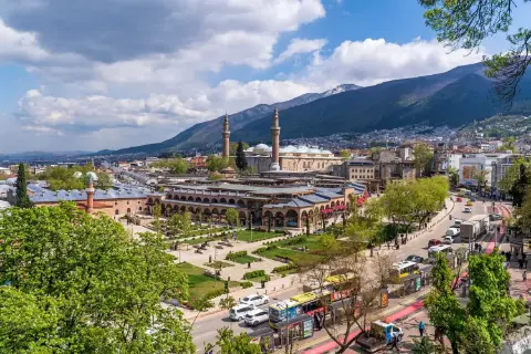 Yağmura rağmen Bursa’da Cumhuriyet coşkusu dinmedi
