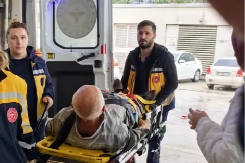 Bursa'da yük asansörü düştü: 1 yaralı