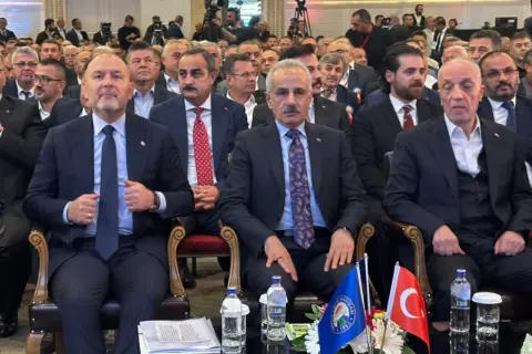Bizler için sendikalar demokrasilerin vazgeçilmez unsurlarıdır