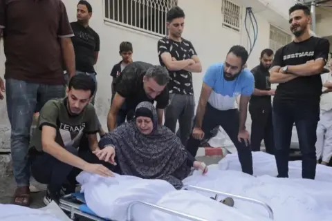 İsrail ateşkese rağmen Gazze'de son 48 saatte 6 kişiyi öldürdü, 26 yaraladı