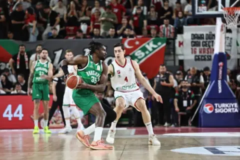 Karşıyaka, Bursaspor deplasmanında galibiyet arıyor