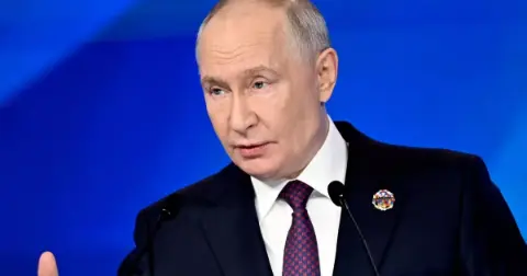 Putin: Çok kutuplu dünya geri döndürülemez bir trend