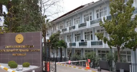 Bursa'da tarihi hastane için kapatma tepkisi: 150 yataktan 60 yatağa mı düşecek?