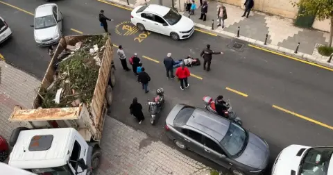 İstanbul Tuzla'da belediye kamyonu motosikletle çarpıştı: 1 yaralı
