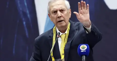 Fenerbahçe'nin 1 numaralı hoca adayı belli oldu! Kritik toplantıda karar verilecek