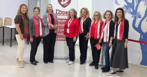 Bursa'da hastanede tedavi gören çocuklara 29 Ekim sürprizi! Cumhuriyet coşkusu yaşandı