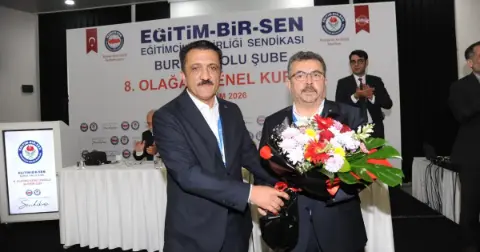 Bursa'da Eğitim-Bir-Sen'de başkan değişti! Yeni başkan ve yönetim belli oldu