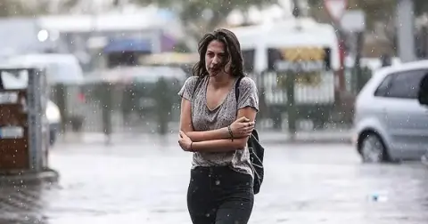 Meteoroloji'den Bursa'ya Cumhuriyet Bayramı uyarısı! Yağmur gün boyu sürecek... (Bursa hava durumu 29 Ekim 2026)