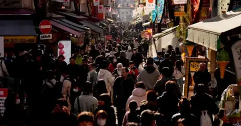 Japonya'da'hayaletli ev' pazarı!