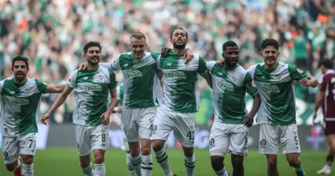 Bursaspor acımadı! 23 dakikada iş bitti